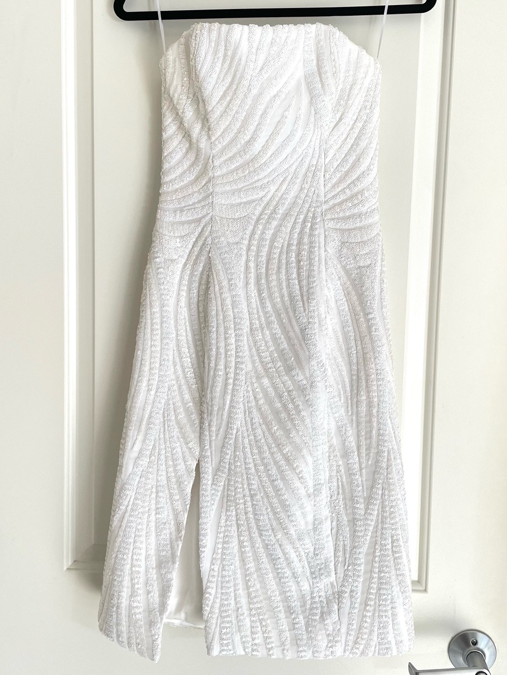 Halpern White Strapless Midi Dress with sequin waves, size XS / EU 34